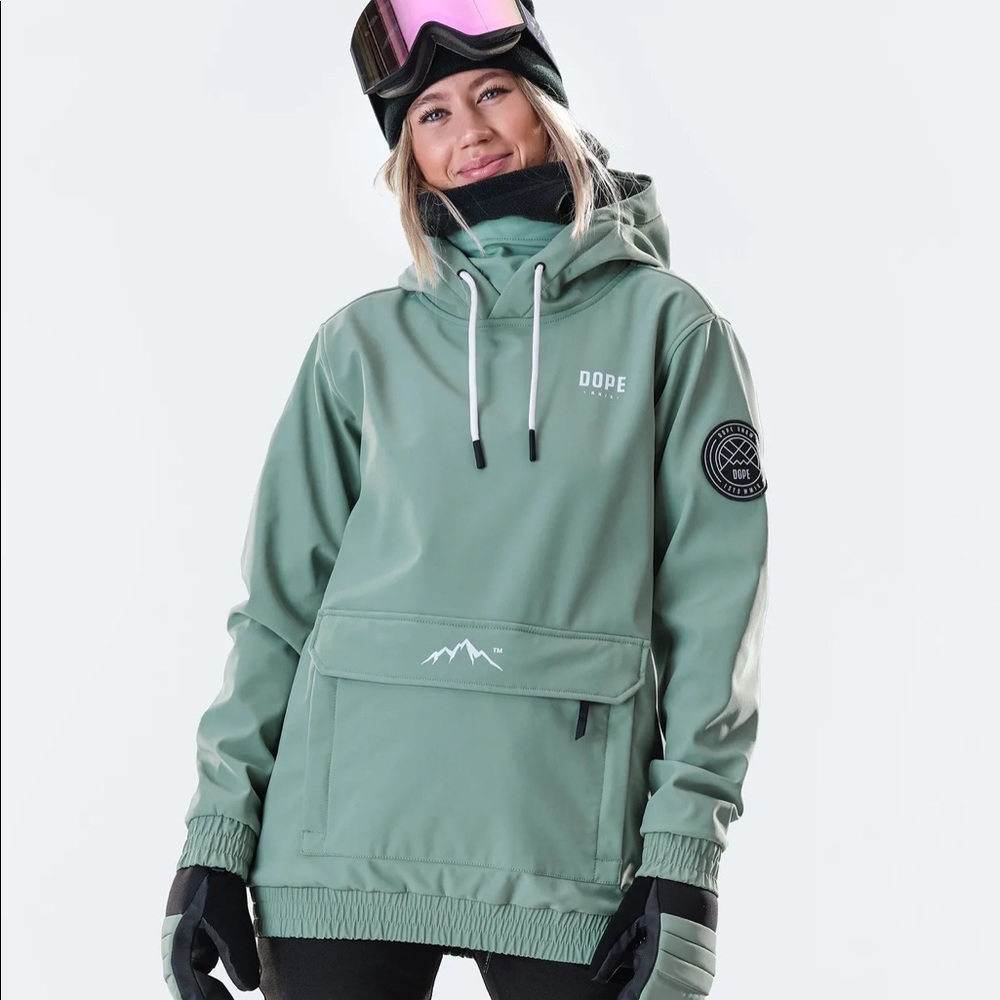 DOPE snow snowboarding pullover pouch jacket green